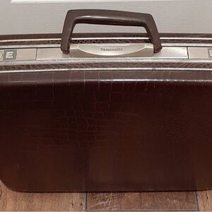 Vintage Samsonite Faux Crocodile Hard Sided Briefcase 1960s